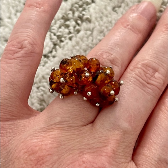 Jewelry - Elegant Amber Cluster Ring VGUC